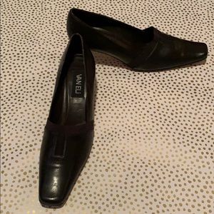 90s Vintage Vaneli heels.